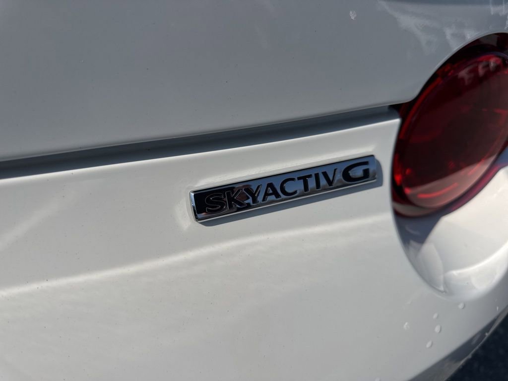 Used 2021 MAZDA MX-5 Miata Sport w/ Appearance Package image 26