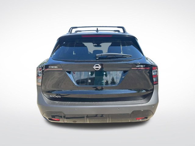New 2027 Nissan Kicks SR FWD image 8