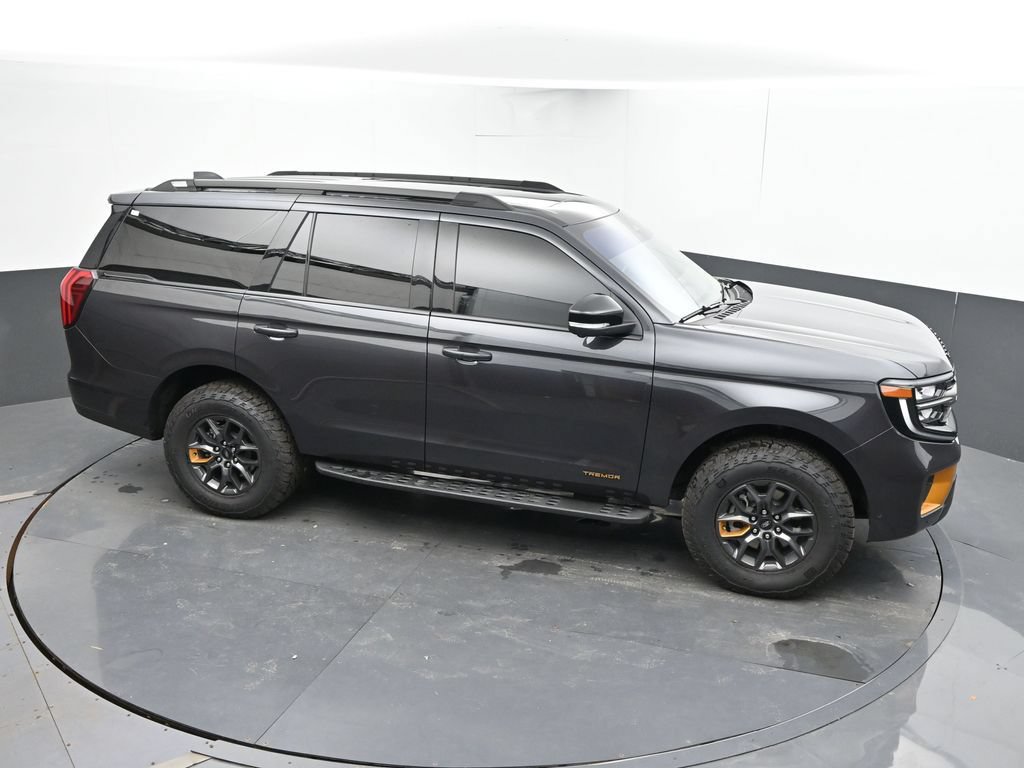 Used 2025 Ford Expedition Tremor AWD/4WD image 31