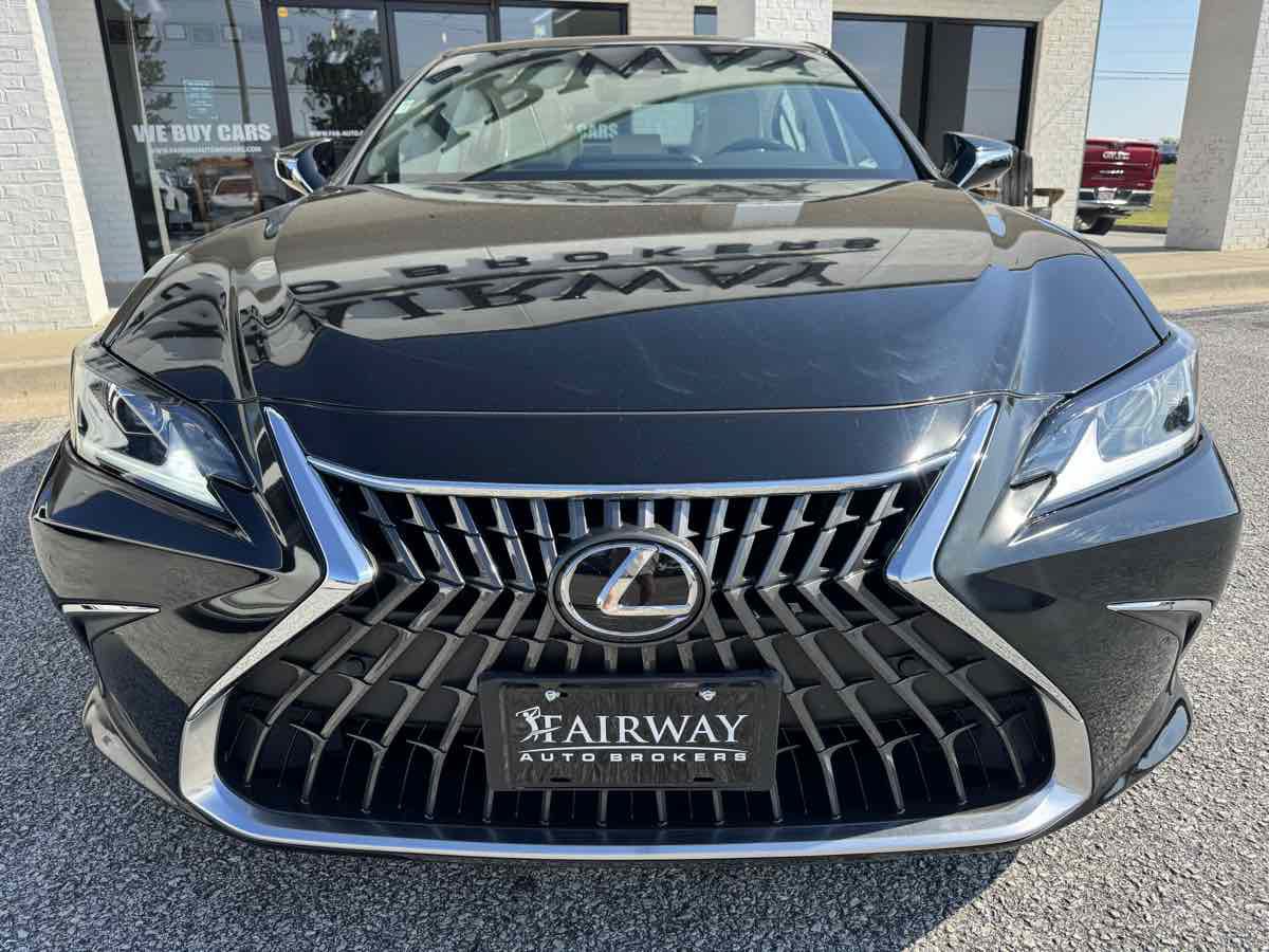 Used 2023 Lexus ES 350 w/ Premium Package FWD image 38