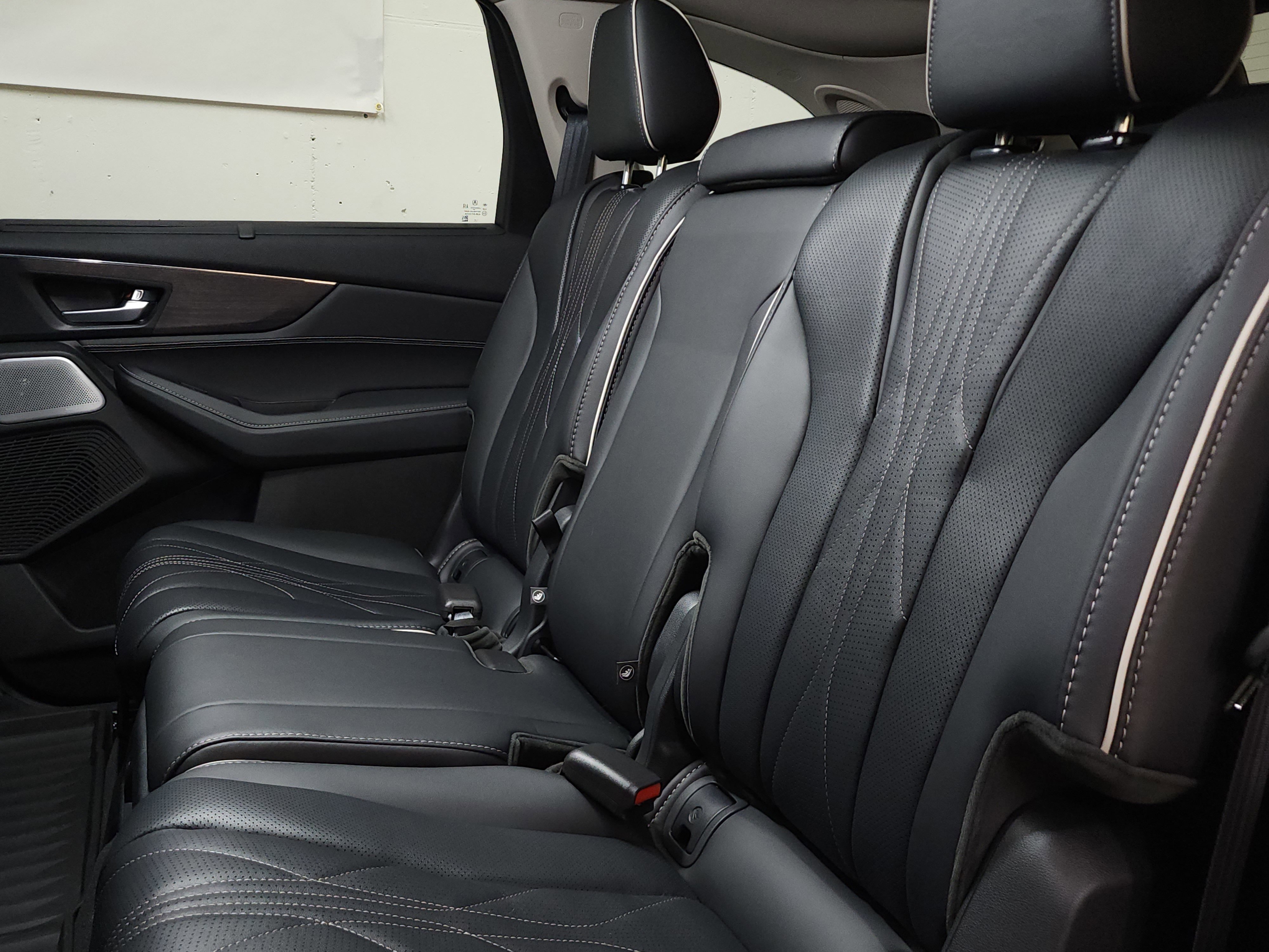 Certified 2026 Acura MDX SH-AWD w/ Advance Package image 19
