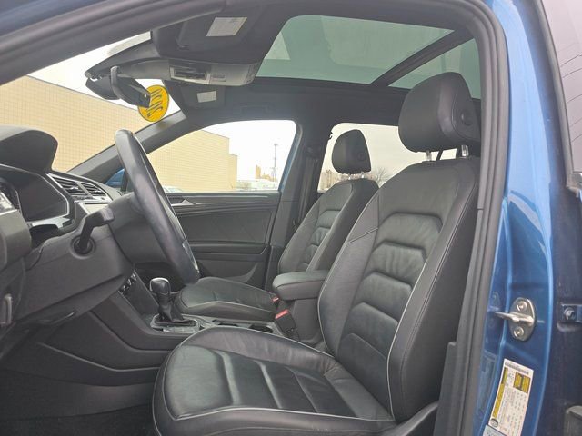 Used 2020 Volkswagen Tiguan SEL Premium R-Line image 12