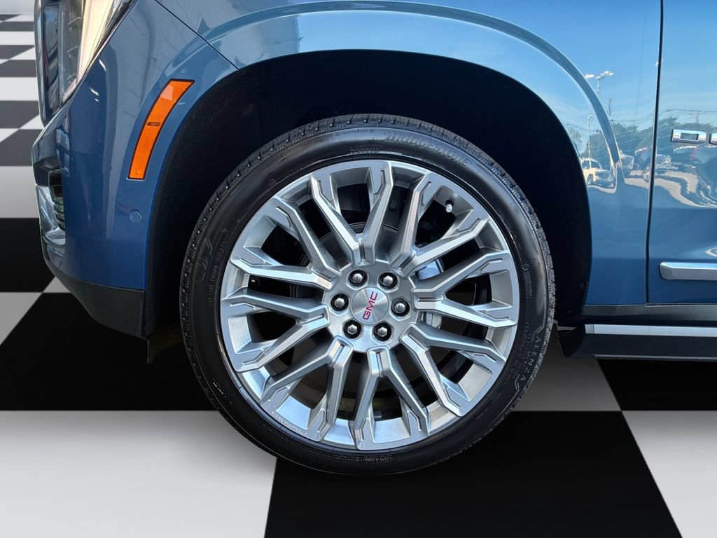New 2026 GMC Yukon Denali w/ Denali Reserve Package AWD/4WD image 14