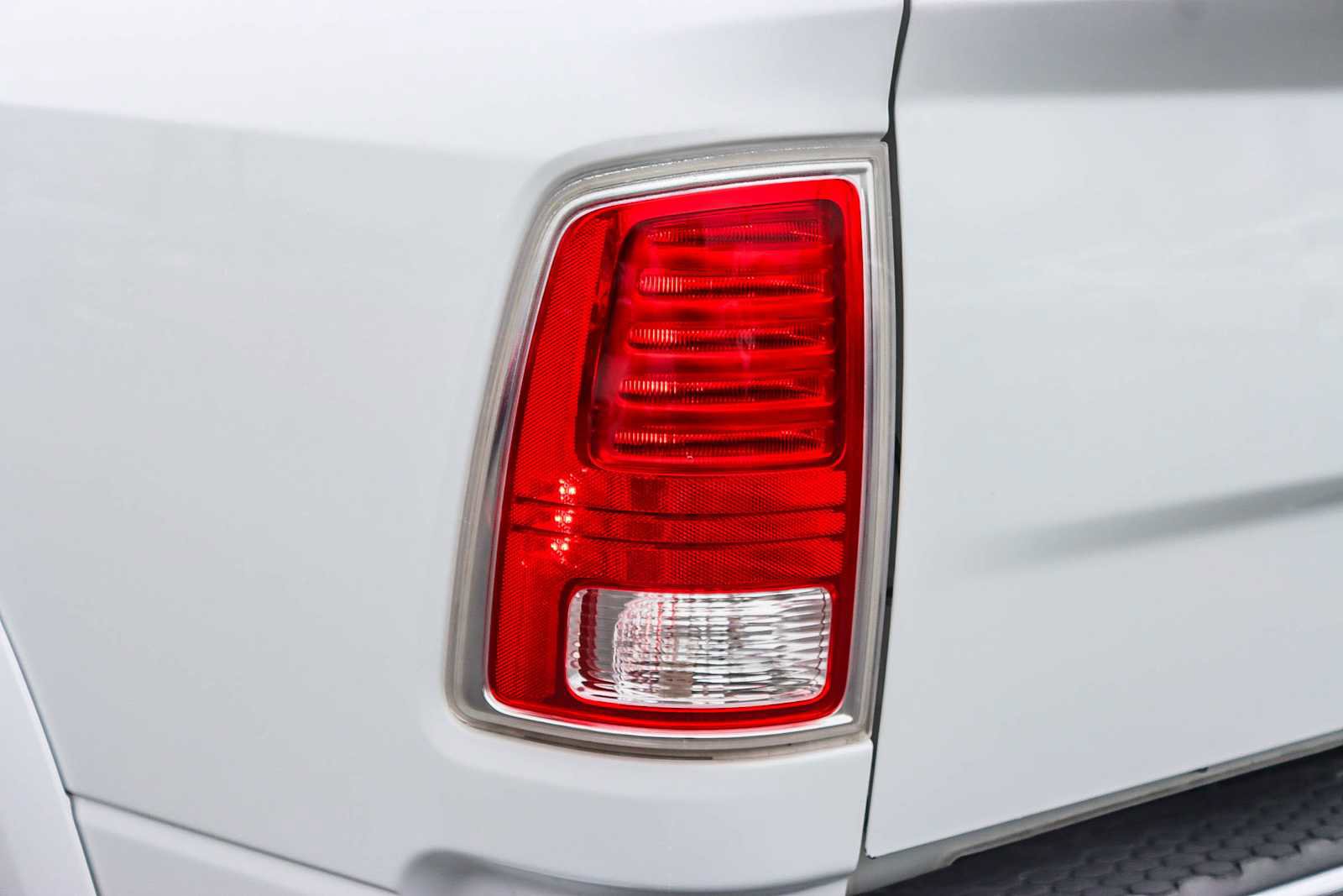 Used 2016 RAM 2500 Laramie w/ Convenience Group image 8