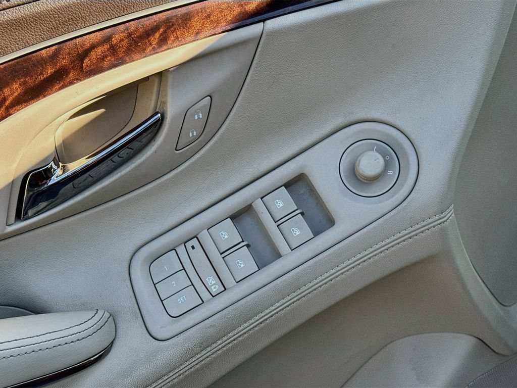 Used 2014 Buick LaCrosse Leather FWD image 17