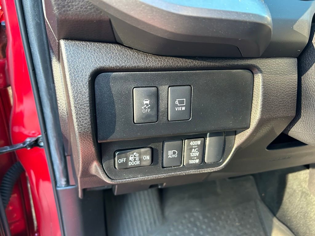Used 2023 Toyota Tacoma TRD Sport w/ Advanced Technology Package image 18