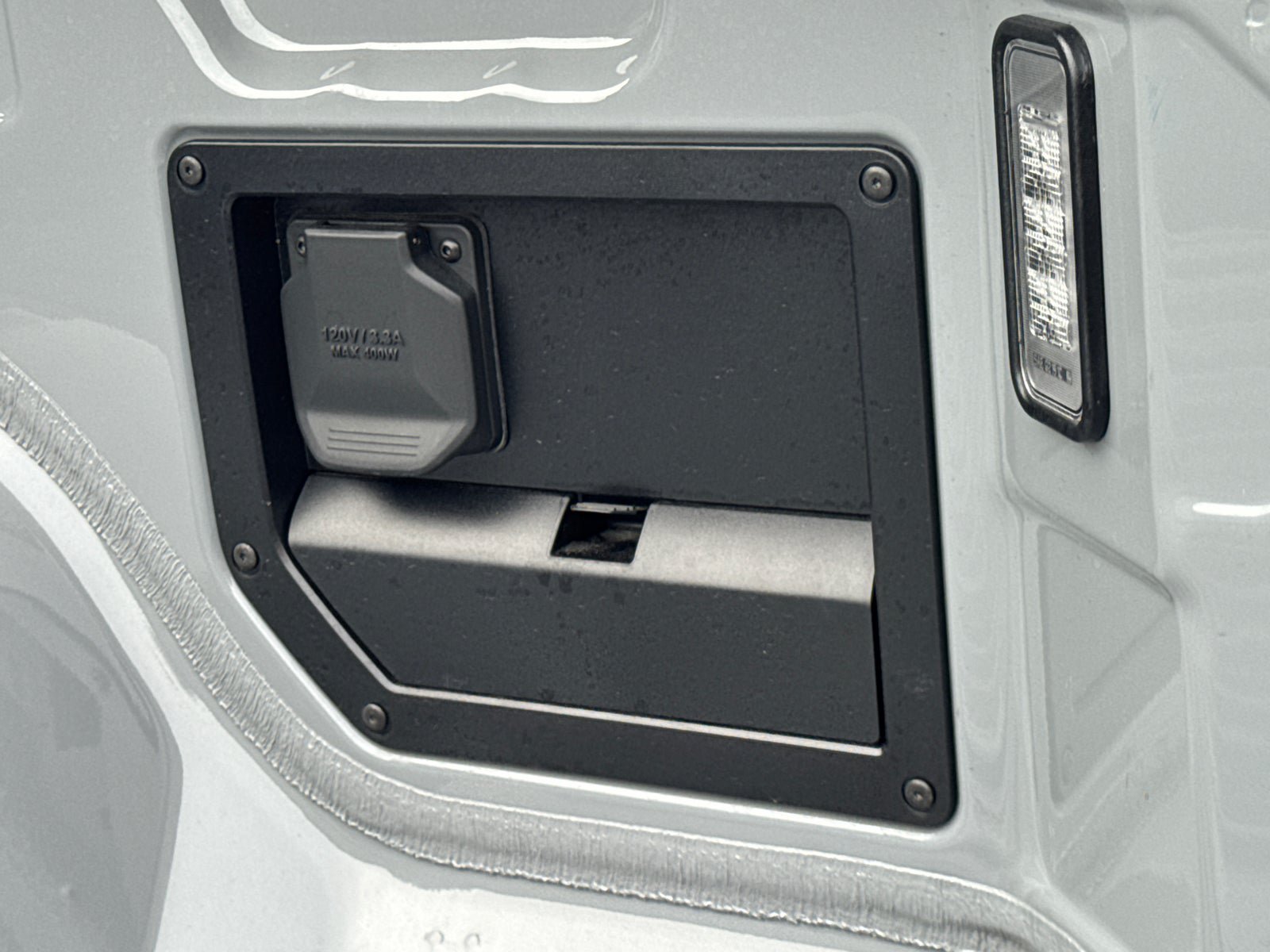 Used 2026 GMC Sierra EV Elevation AWD/4WD image 10