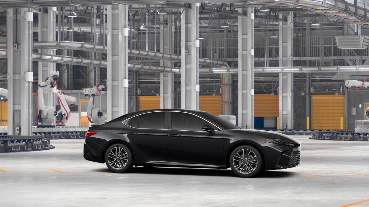 New 2027 Toyota Camry XLE FWD image 13