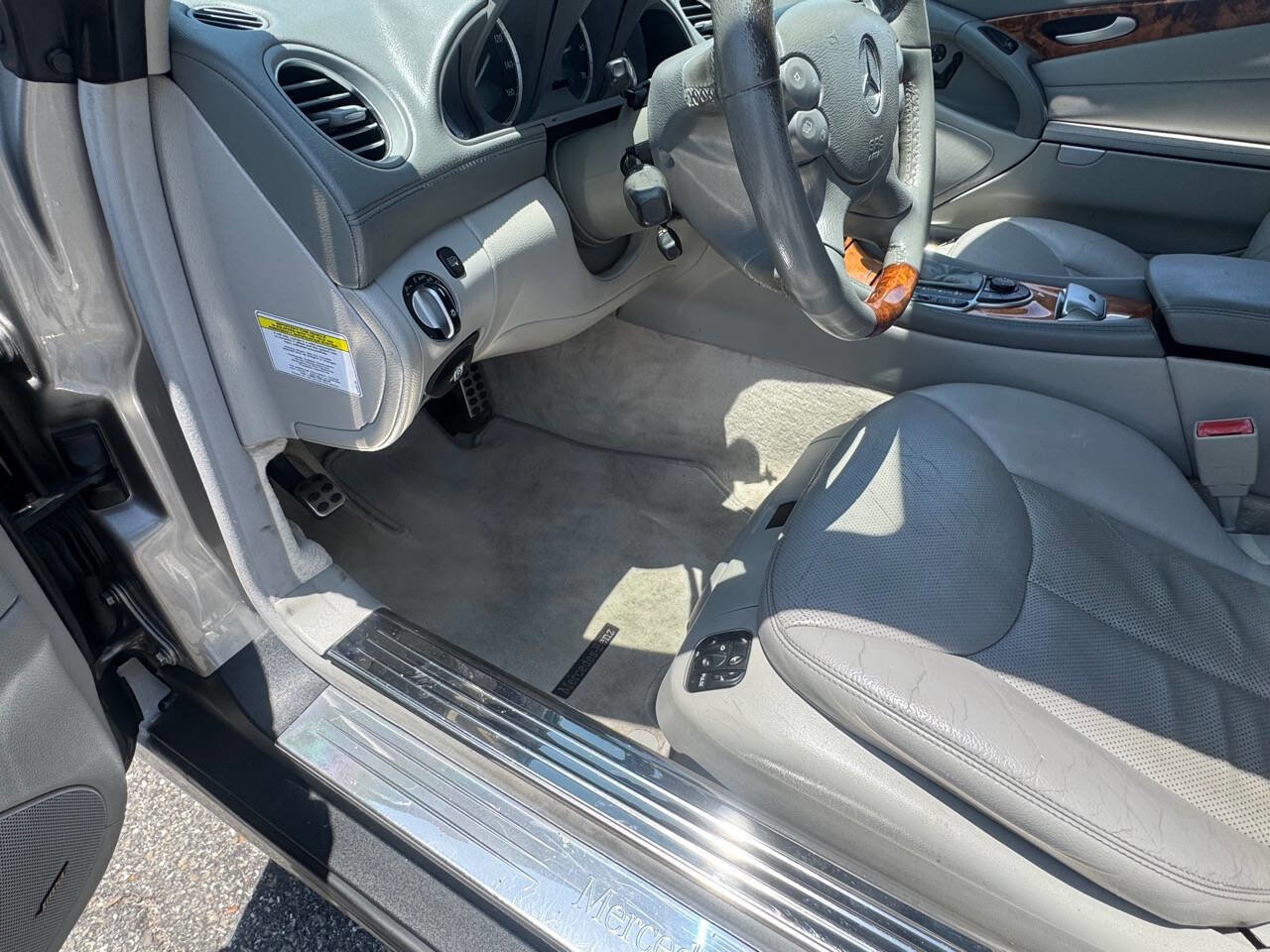 Used 2007 Mercedes-Benz SL 550 image 64