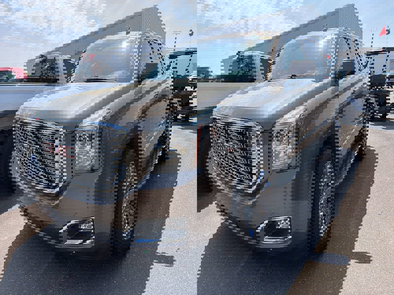 Used 2016 GMC Yukon Denali w/ Open Road Package image 3