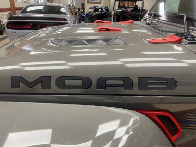 Used 2019 Jeep Wrangler Unlimited Sahara w/ Quick Order Package 24M Moab image 14