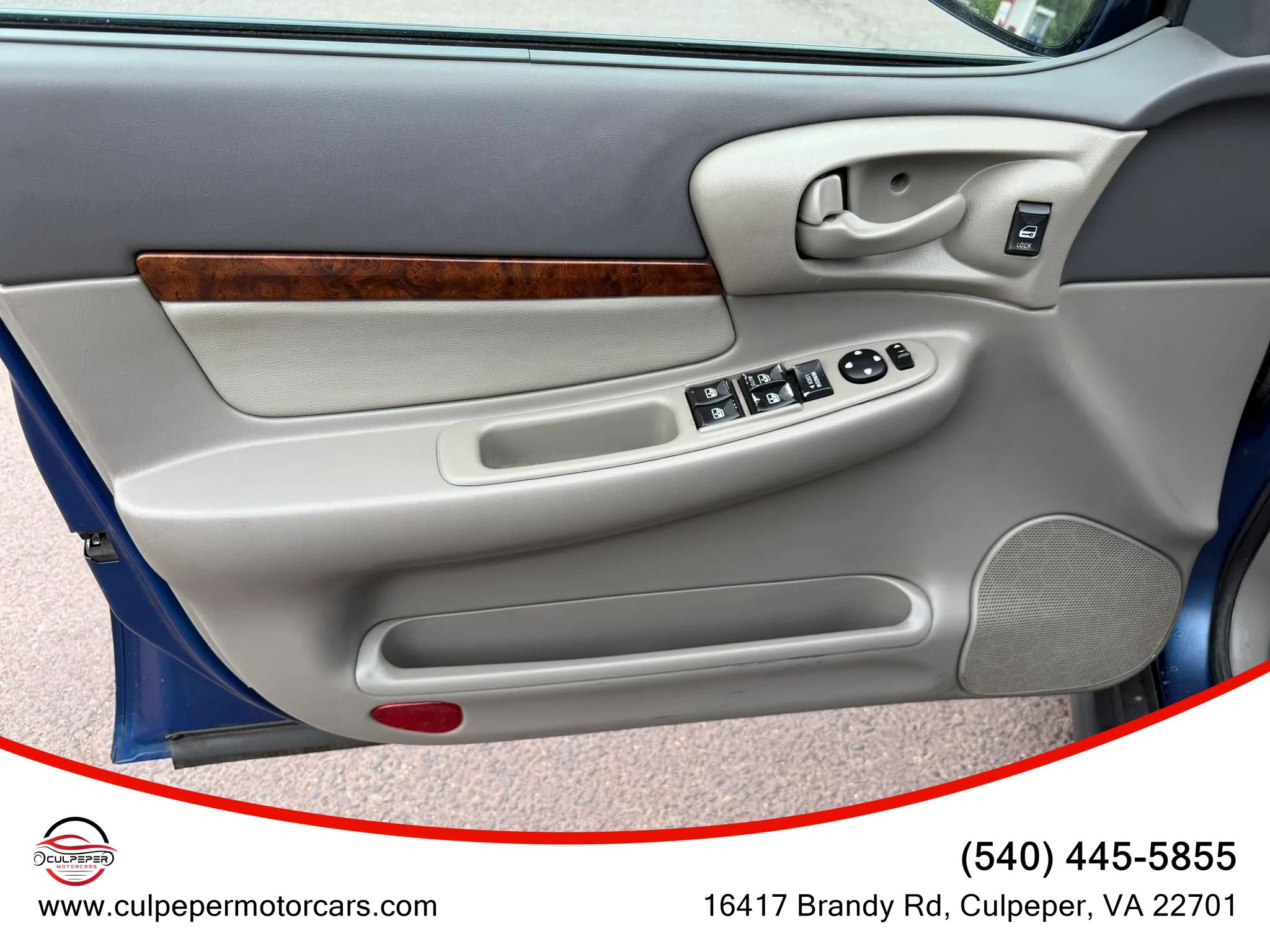 Used 2004 Chevrolet Impala w/ Preferred Equipment Group FWD image 9