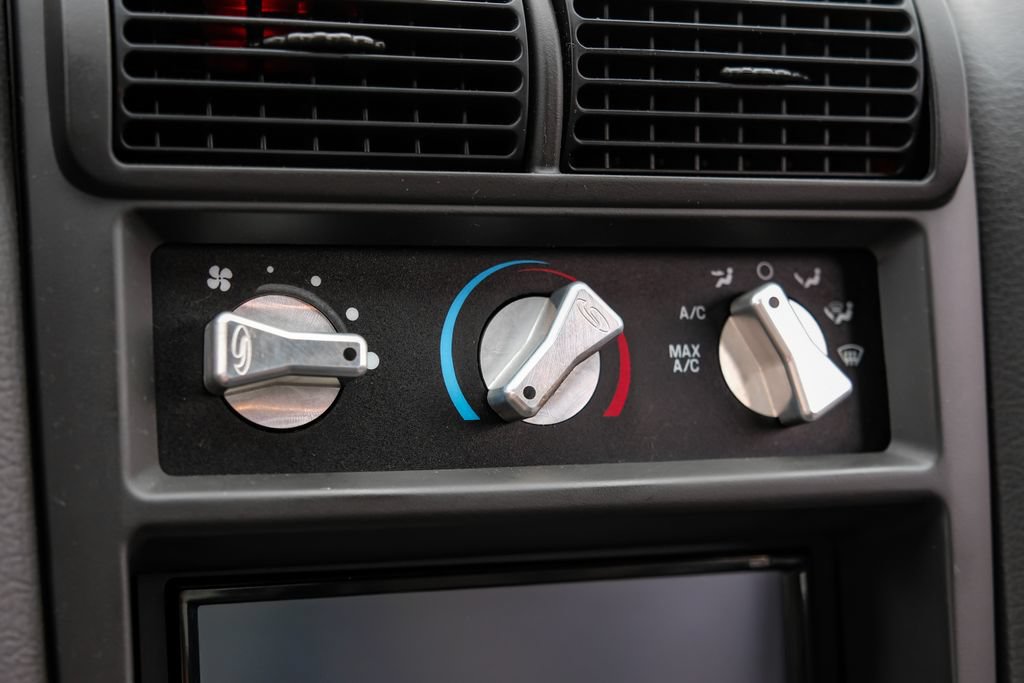 Used 2004 Ford Mustang Cobra RWD image 23