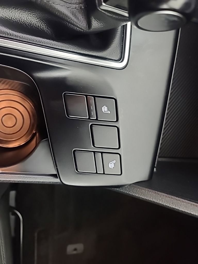 Used 2025 Kia Sportage LX image 35