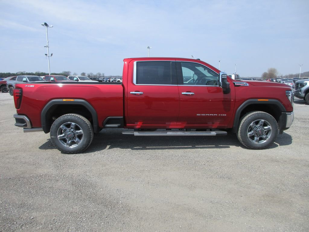 New 2026 GMC Sierra 2500 SLT w/ SLT Premium Package image 3