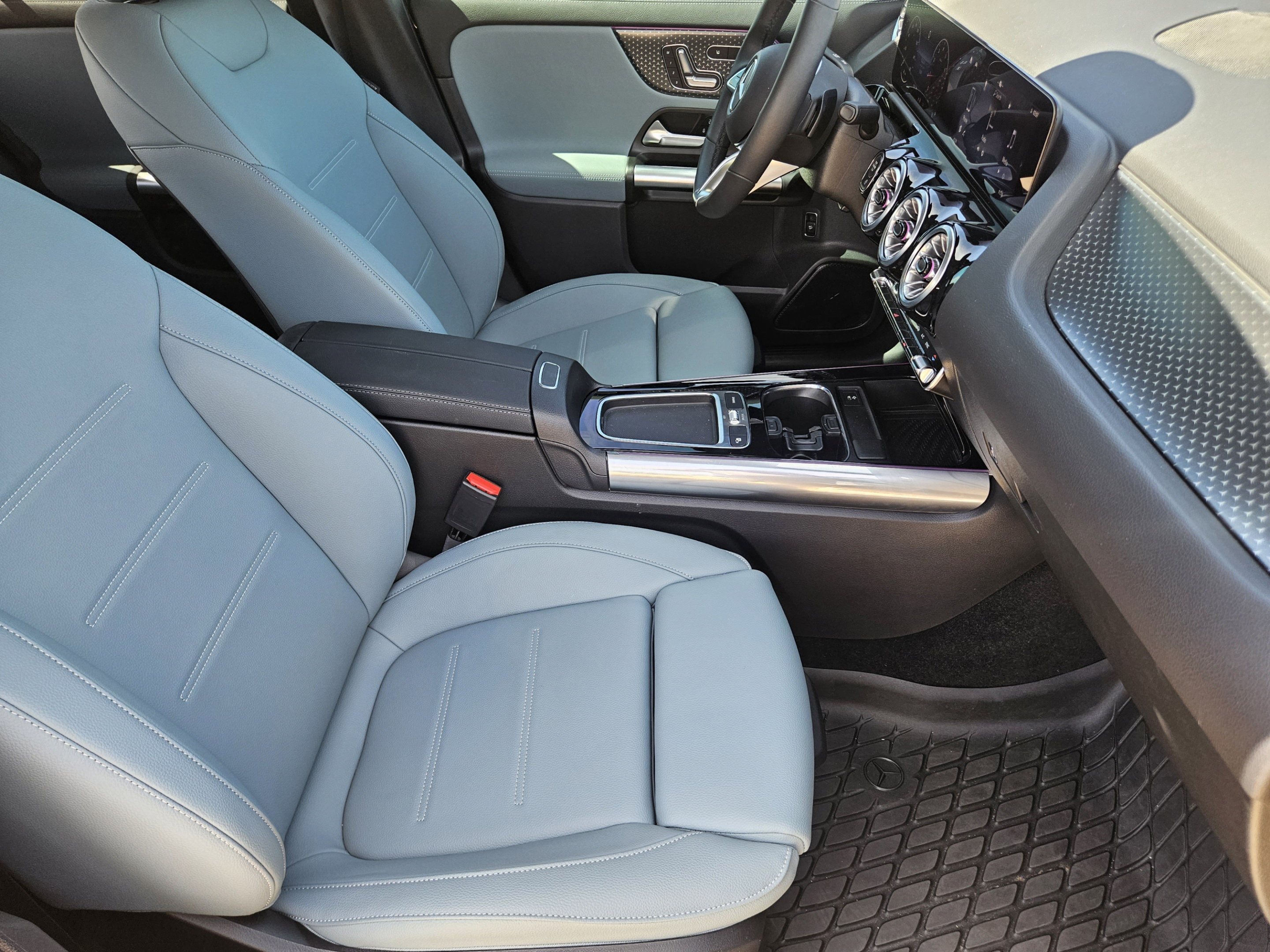 Certified 2026 Mercedes-Benz GLA 250 image 8