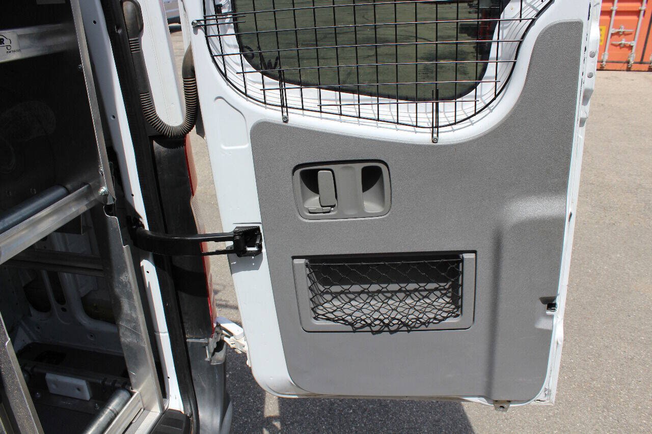 Used 2013 Mercedes-Benz Sprinter 2500 image 17