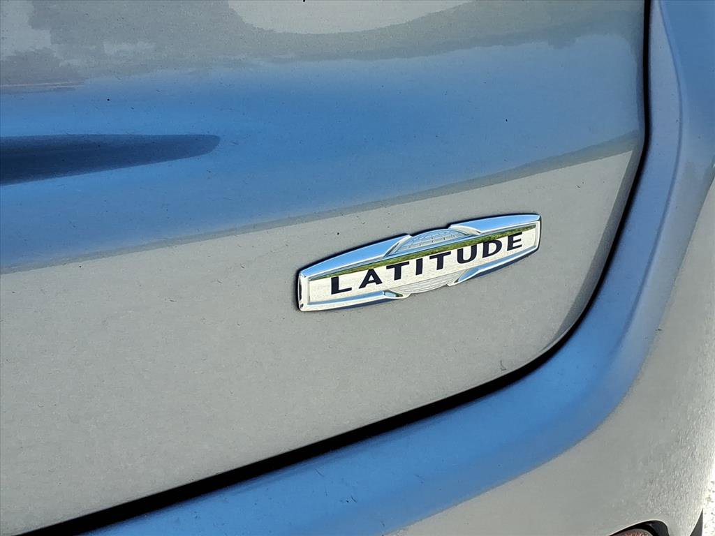 Used 2019 Jeep Compass Latitude AWD/4WD image 24