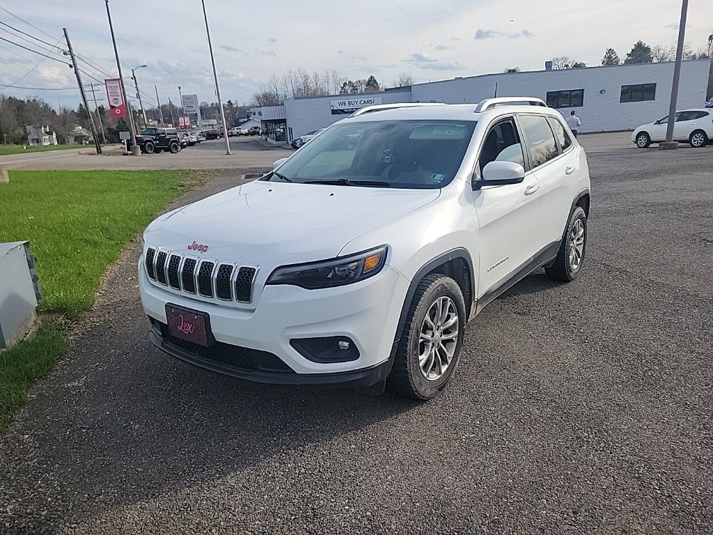 Used 2019 Jeep Cherokee Latitude Plus w/ Cold Weather Group image 2