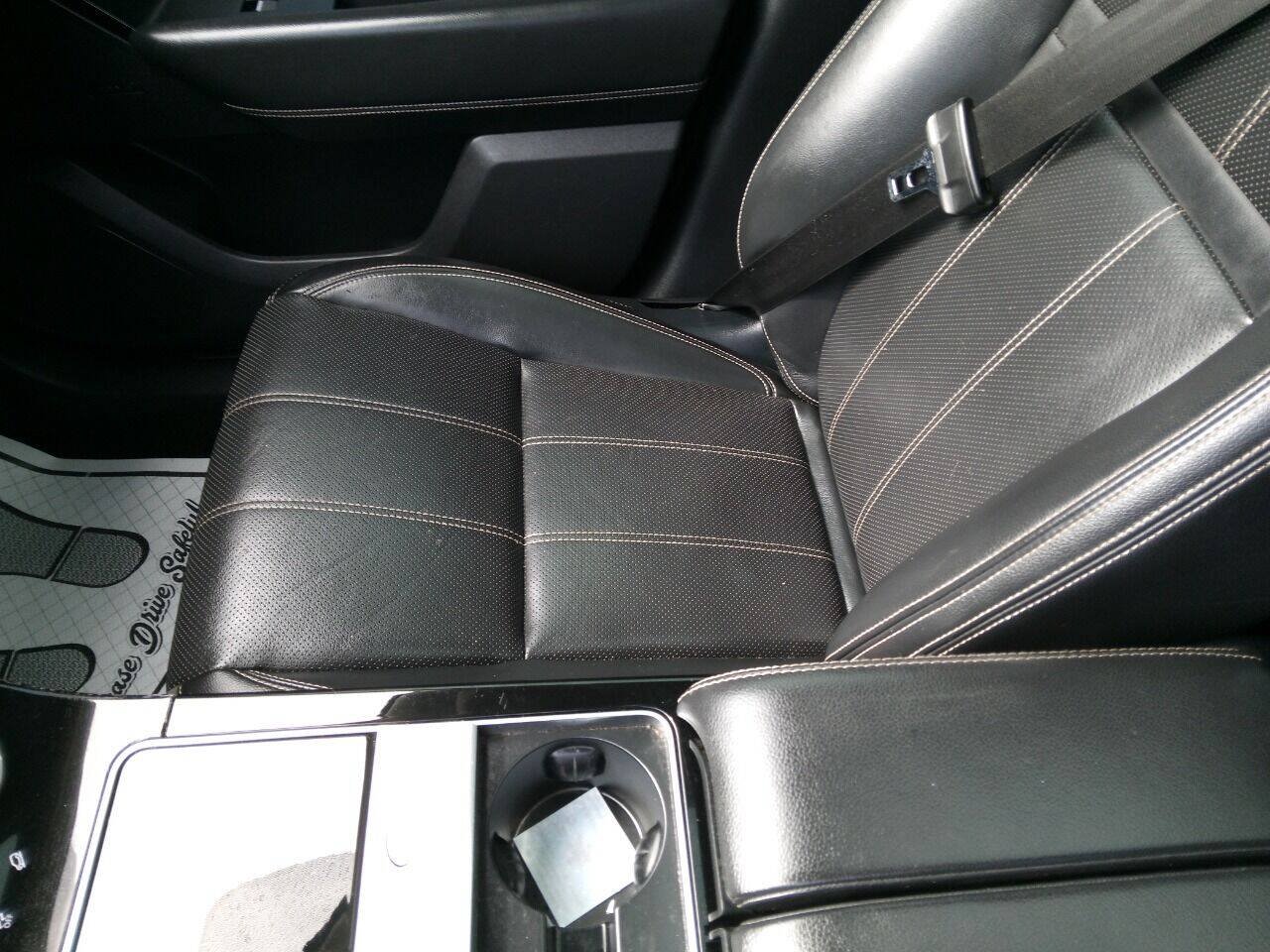 Used 2018 Land Rover Range Rover Velar S AWD/4WD image 54