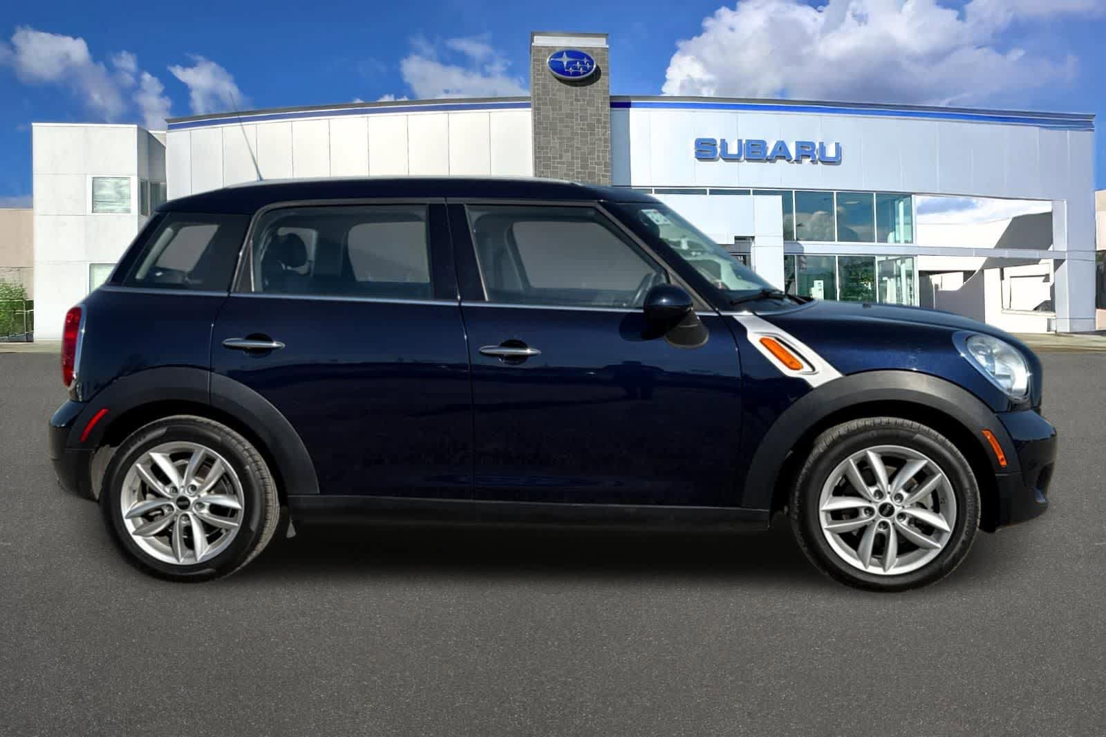 Used 2014 MINI Cooper Countryman image 6