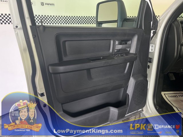 Used 2025 RAM 2500 Tradesman w/ Chrome Appearance Group image 12