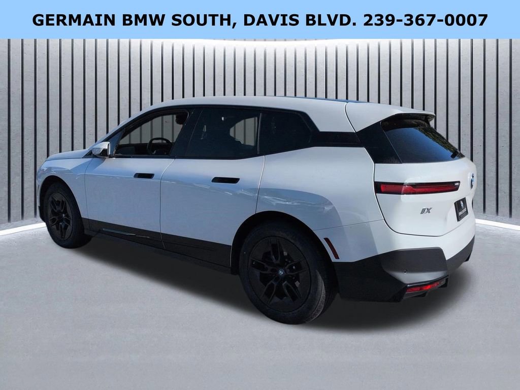 Certified 2023 BMW iX xDrive50 w/ Convenience Package image 7