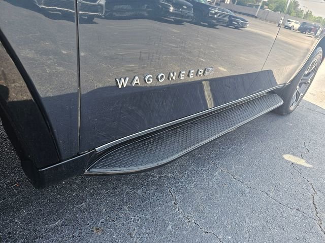 Used 2023 Jeep Wagoneer Series III w/ Preferred Equipment Group AWD/4WD image 11