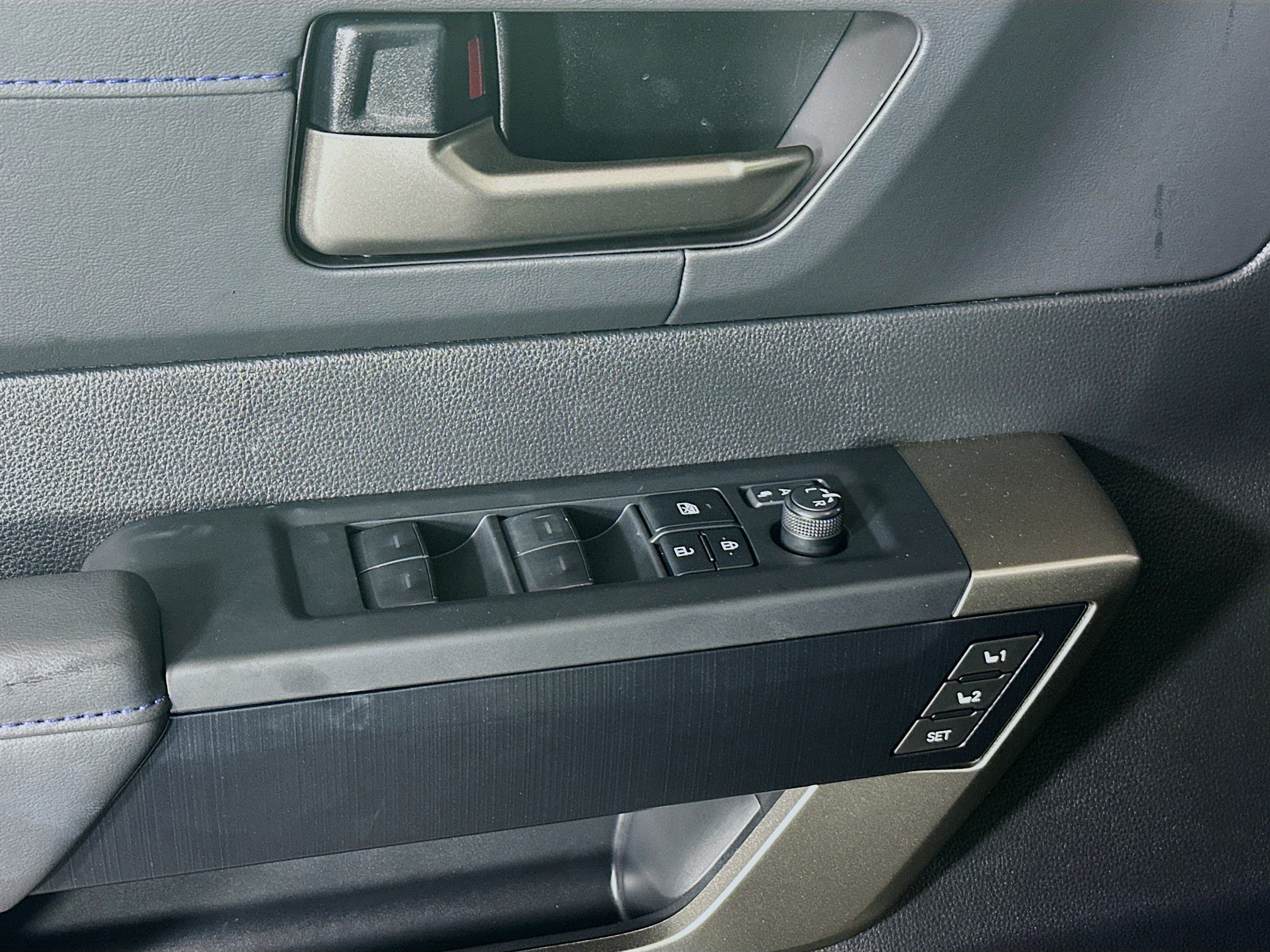 New 2026 Toyota Tundra Platinum AWD/4WD image 14