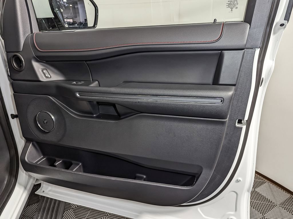 Used 2023 Ford Expedition Max Limited image 28
