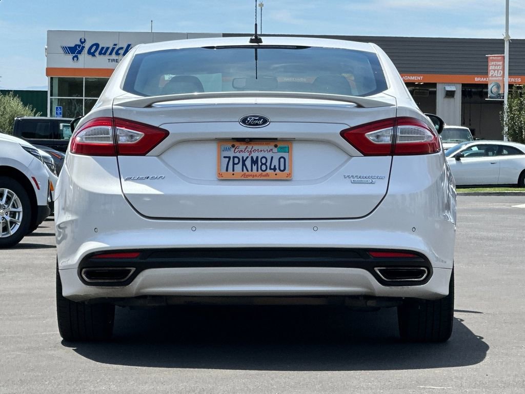 Used 2016 Ford Fusion Titanium FWD image 4