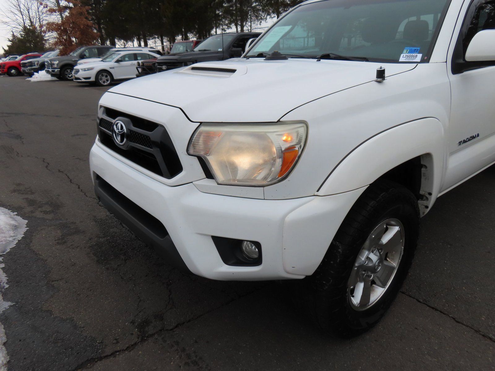 Used 2015 Toyota Tacoma 4x4 Double Cab w/ TRD Sport Package image 8