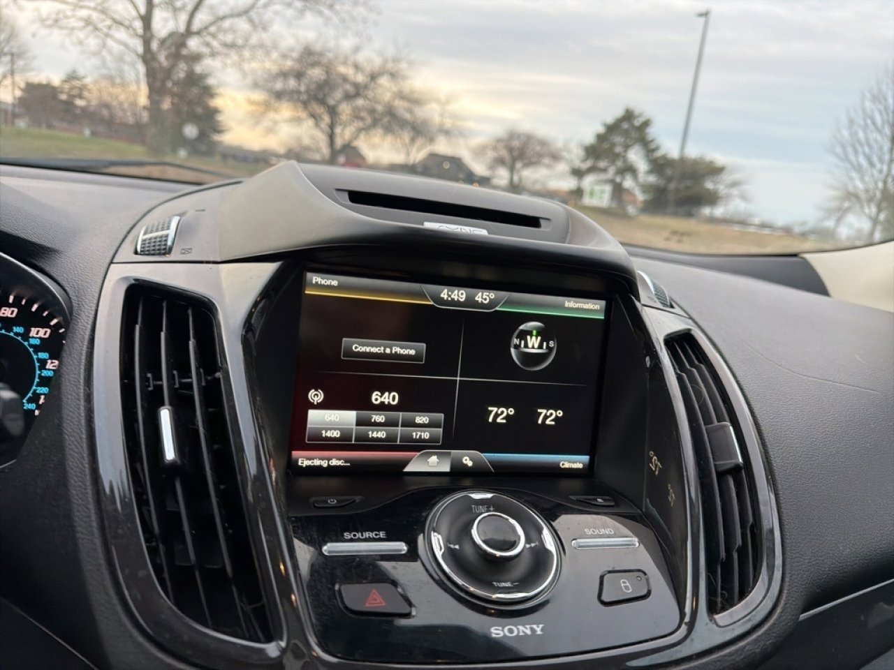 Used 2015 Ford Escape Titanium w/ Equipment Group 301A image 21