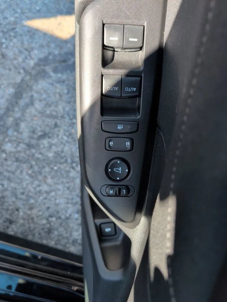 Used 2018 Honda Civic EX-T image 16