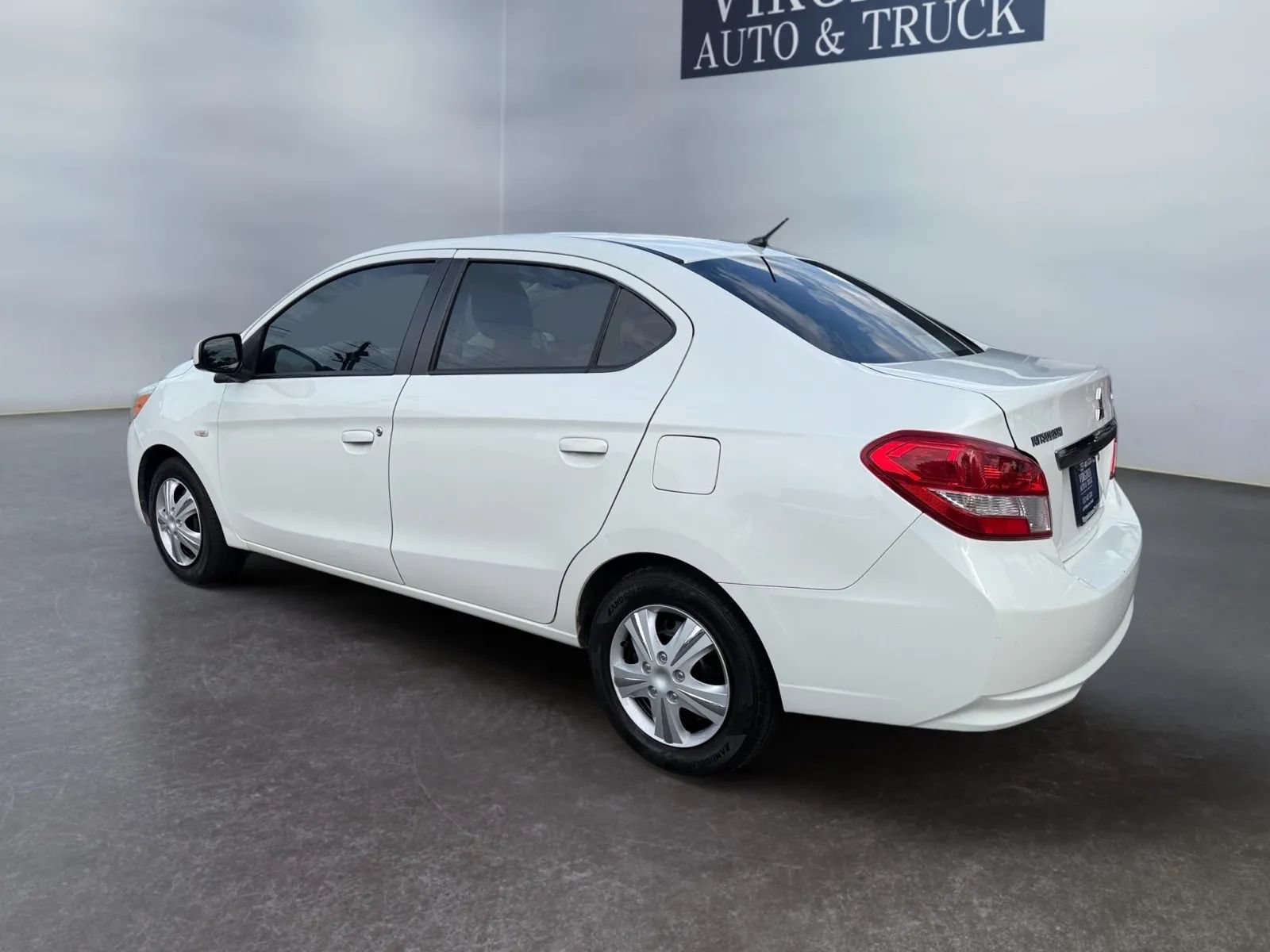 Used 2018 Mitsubishi Mirage G4 ES FWD image 3