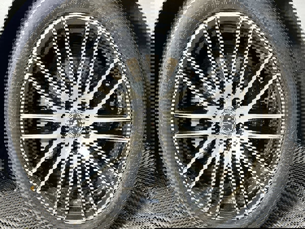 Used 2022 Mercedes-Benz C 300 4MATIC Sedan w/ Exclusive Trim Package image 38