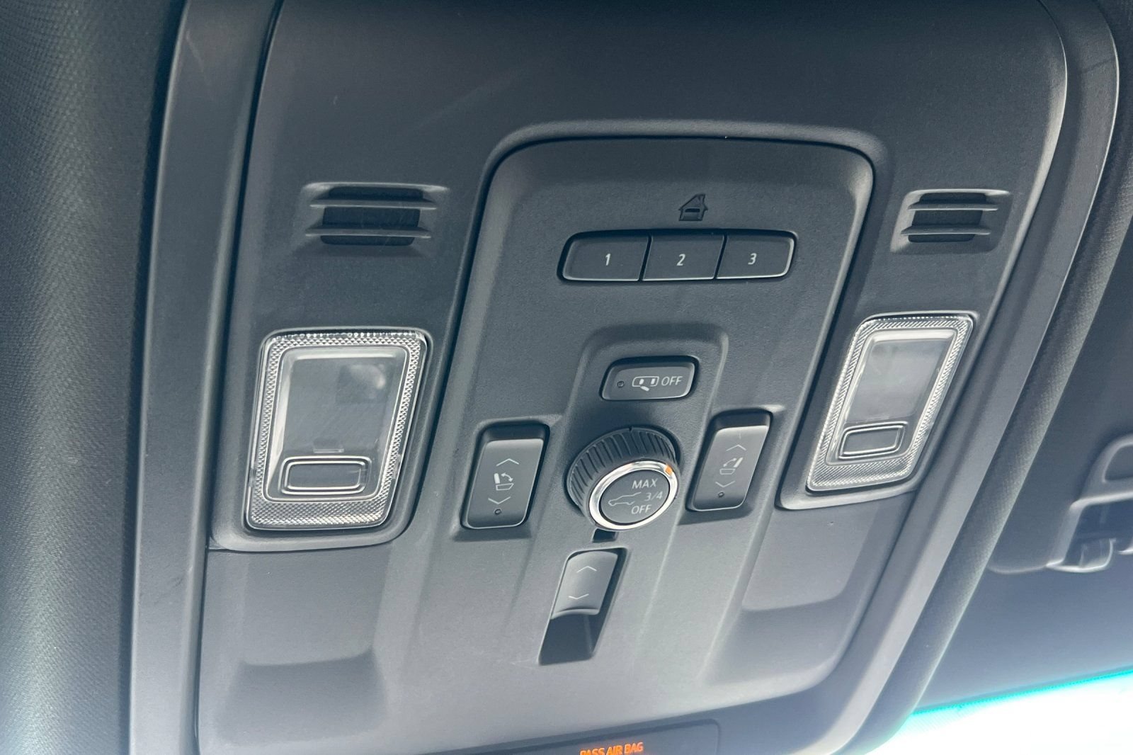 Used 2024 GMC Yukon Denali AWD/4WD image 24