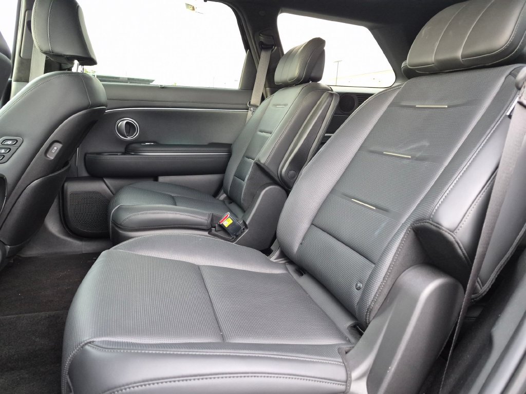 New 2026 Hyundai Palisade Calligraphy FWD image 26