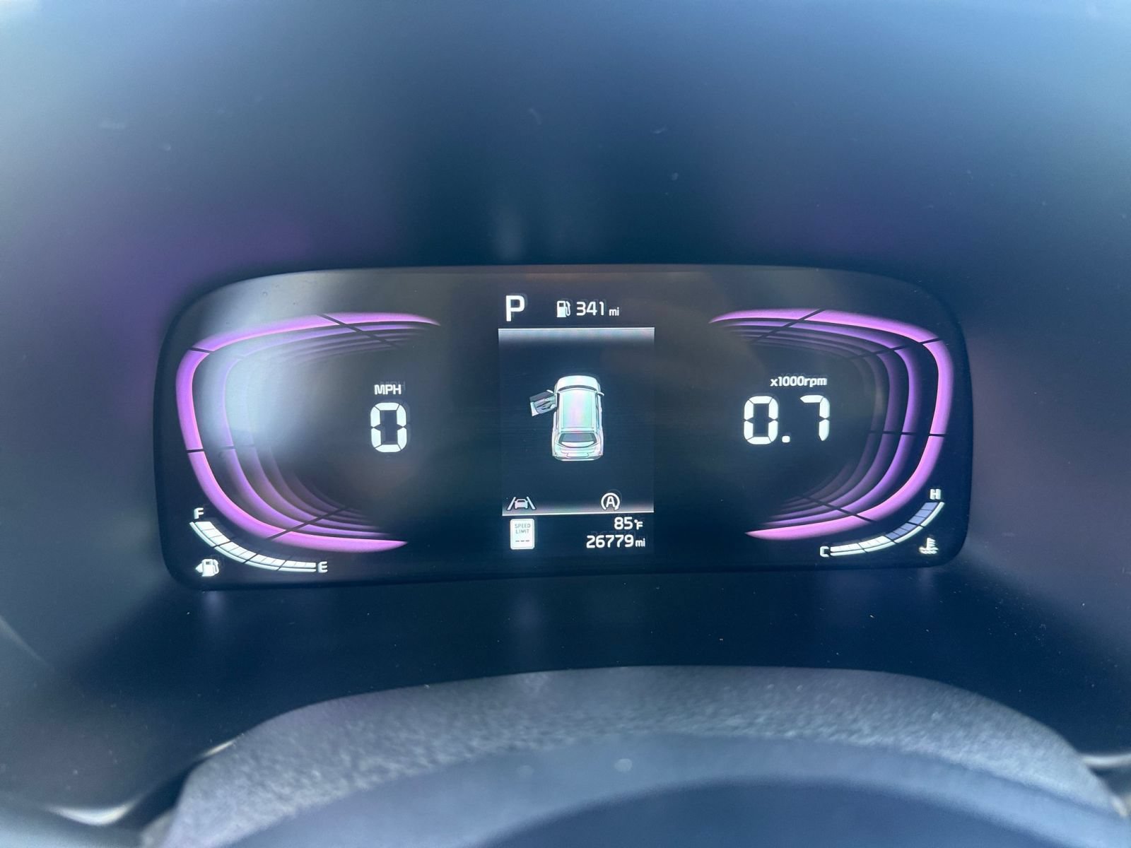 Used 2025 Kia Soul LX w/ LX Technology Package FWD image 36