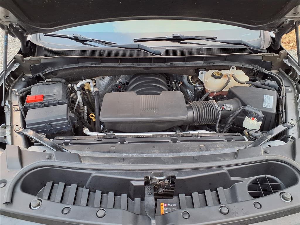 Used 2021 Chevrolet Suburban LT w/ LT Signature Package image 38