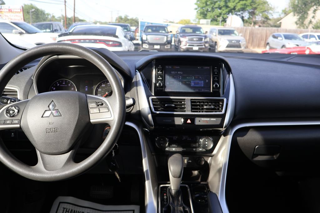 Used 2019 Mitsubishi Eclipse Cross ES FWD image 29