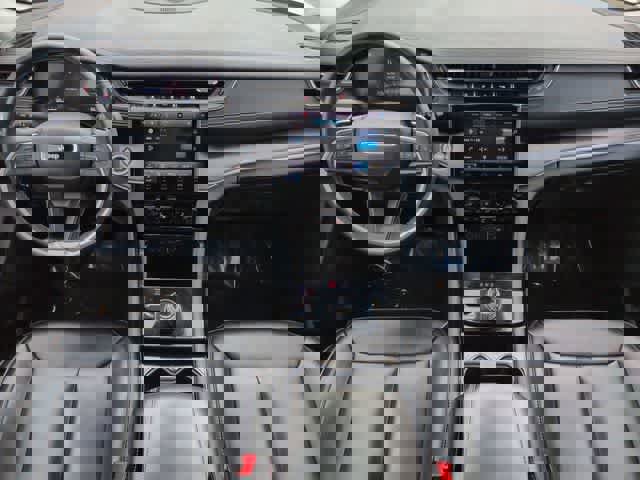 Used 2023 Jeep Grand Cherokee Limited w/ Black Appearance Package image 15