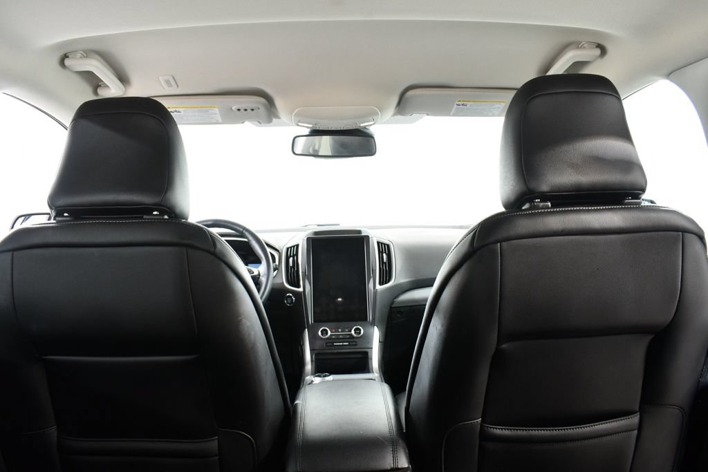 Used 2021 Ford Edge SEL w/ Convenience Package AWD/4WD image 17