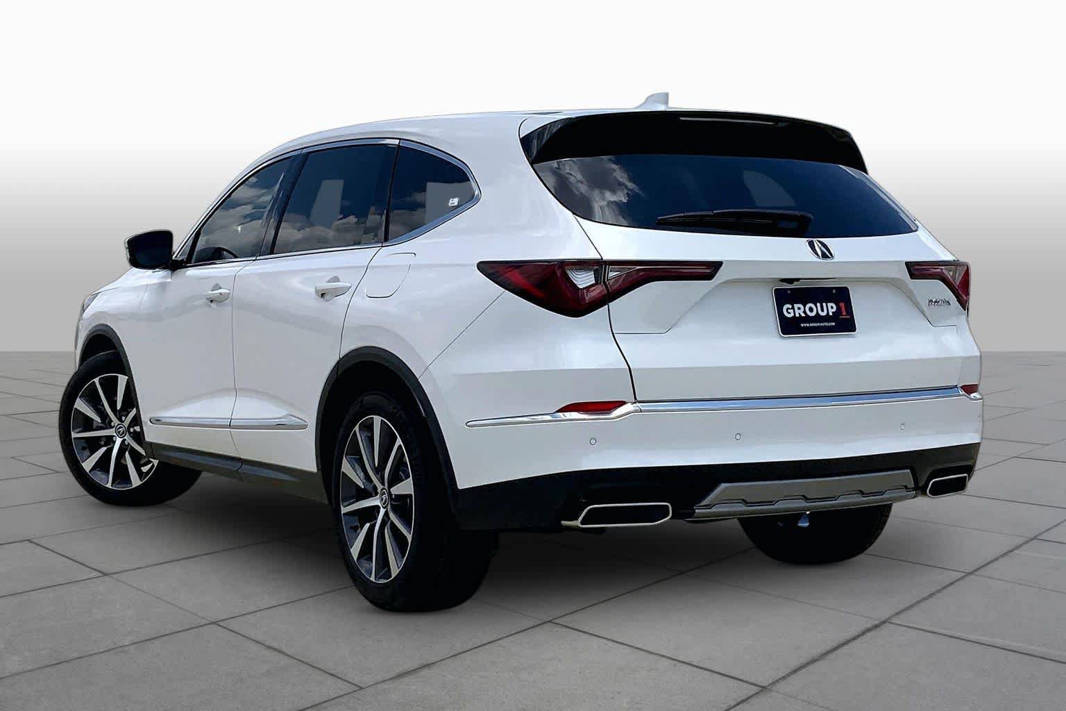 Used 2026 Acura MDX w/ Technology Package FWD image 11