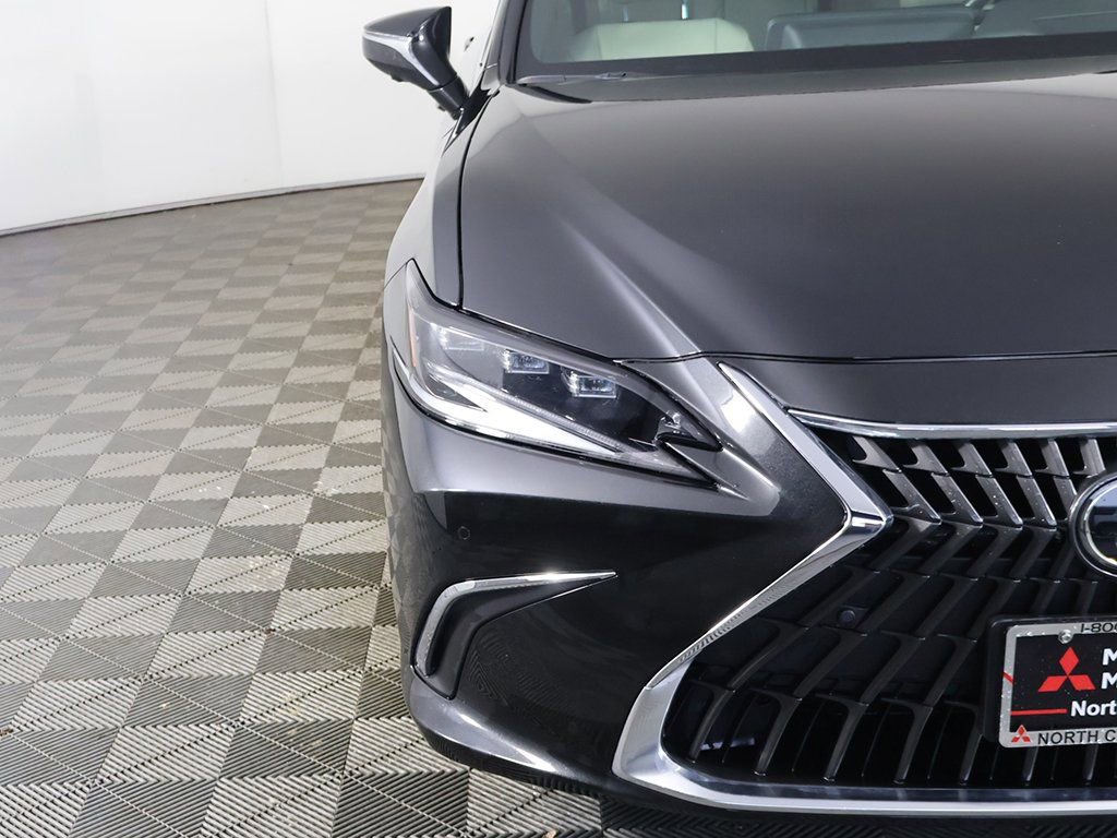 Used 2023 Lexus ES 350 w/ Ultra Luxury Package image 16