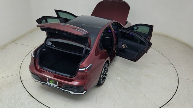 Used 2025 BMW 740i image 93