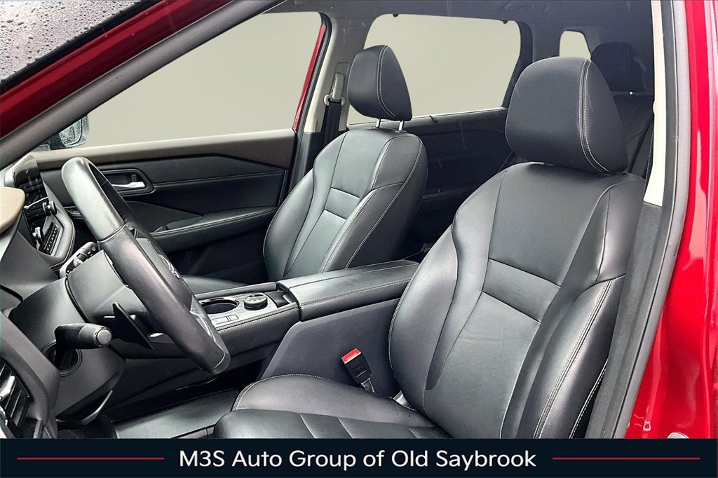 Used 2023 Nissan Rogue SL w/ SL Premium Package image 21