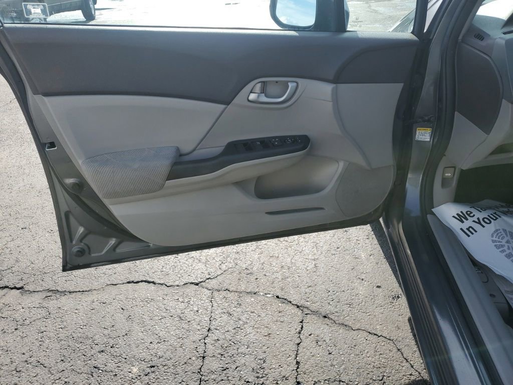 Used 2012 Honda Civic HF image 12