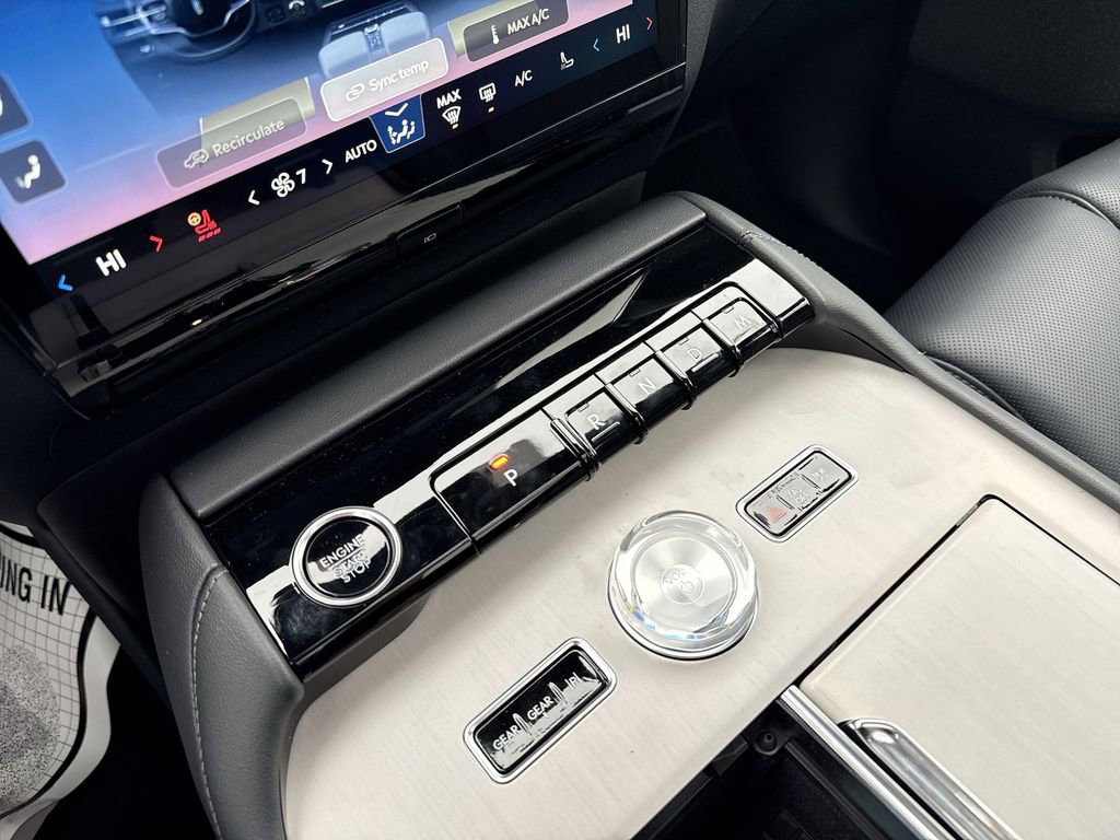 New 2025 Lincoln Navigator L Reserve w/ Jet Appearance Package AWD/4WD image 22