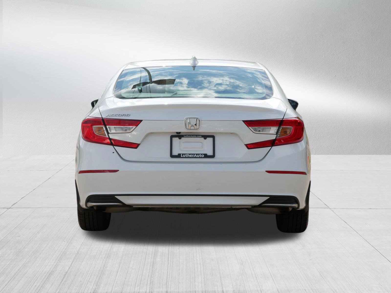 Used 2018 Honda Accord LX image 6
